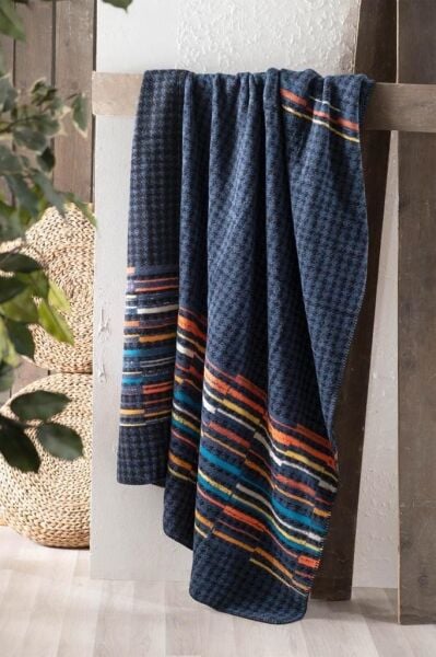 Sarev Layra Battaniye Lacivert Çift Kişilik