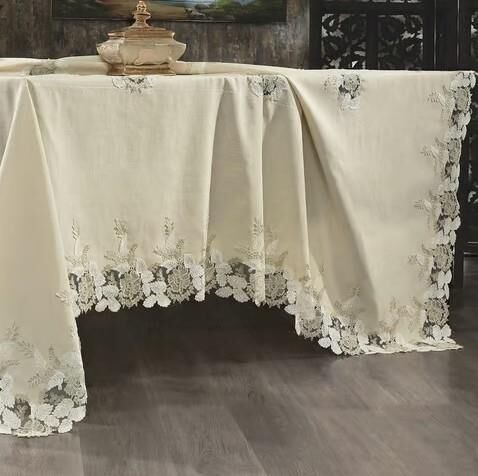 Nazik Home Floransa Dantelli Leke Tutmaz Masa Örtüsü Bej 160X260
