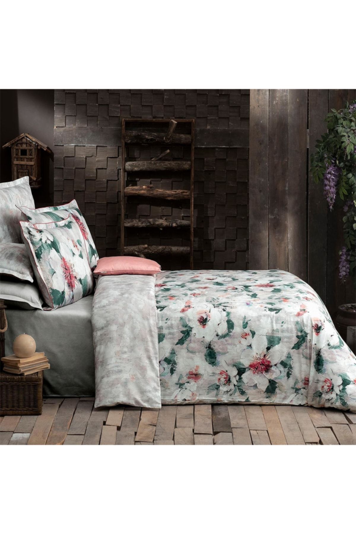 Sarev Estiva Saten Nevresim Takımı Çift Kişilik 4 Yastık