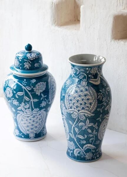 The Mia Dekoratif Kapaklı Küp Mavi 20x20x38 cm