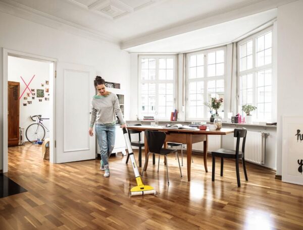 Karcher Ewm 2 Zemin Temizleme Makinesi