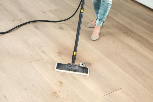 Karcher 1.512-450.0 SC 4 Easyfix 2000 Watt 3.5 Bar Buharlı Temizlik Makinesi