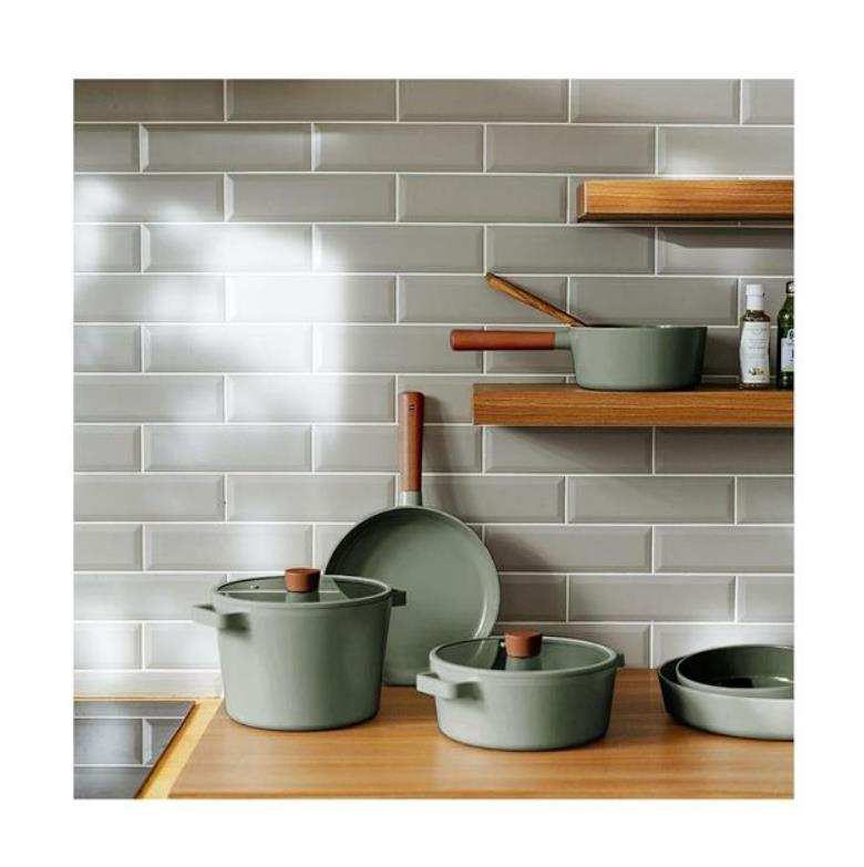 Neoflam Fika Cam Kapaklı Alüminyum Döküm Tencere 22 cm Gri