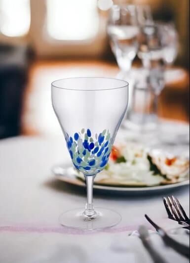 The Mia El Boyaması Şarap Kadehi 300 ml