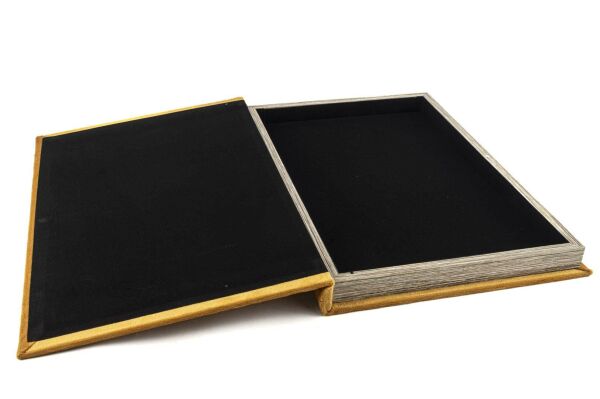 Mikasa Moor Sarı Velvet Kitap Kutu 35x24x3cm