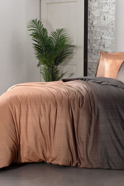 Sarev Solido Saten Nevresim Takımı Çift Kişilik 4 Yastık-Taba