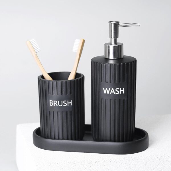 Selim Dekor Grooved Banyo Seti Siyah