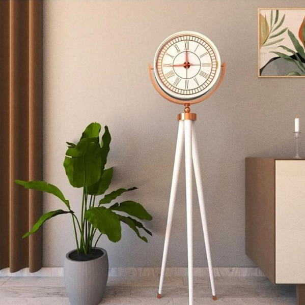 Kosova 2023-5 Tripod Ayaklı Saat Beyaz Bakır