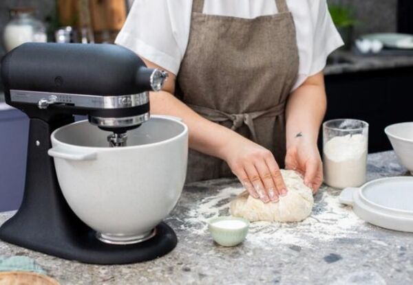 KitchenAid 5KSM2CB5BGS Pişirici Kapaklı Evde Ekmek Yapma Kasesi