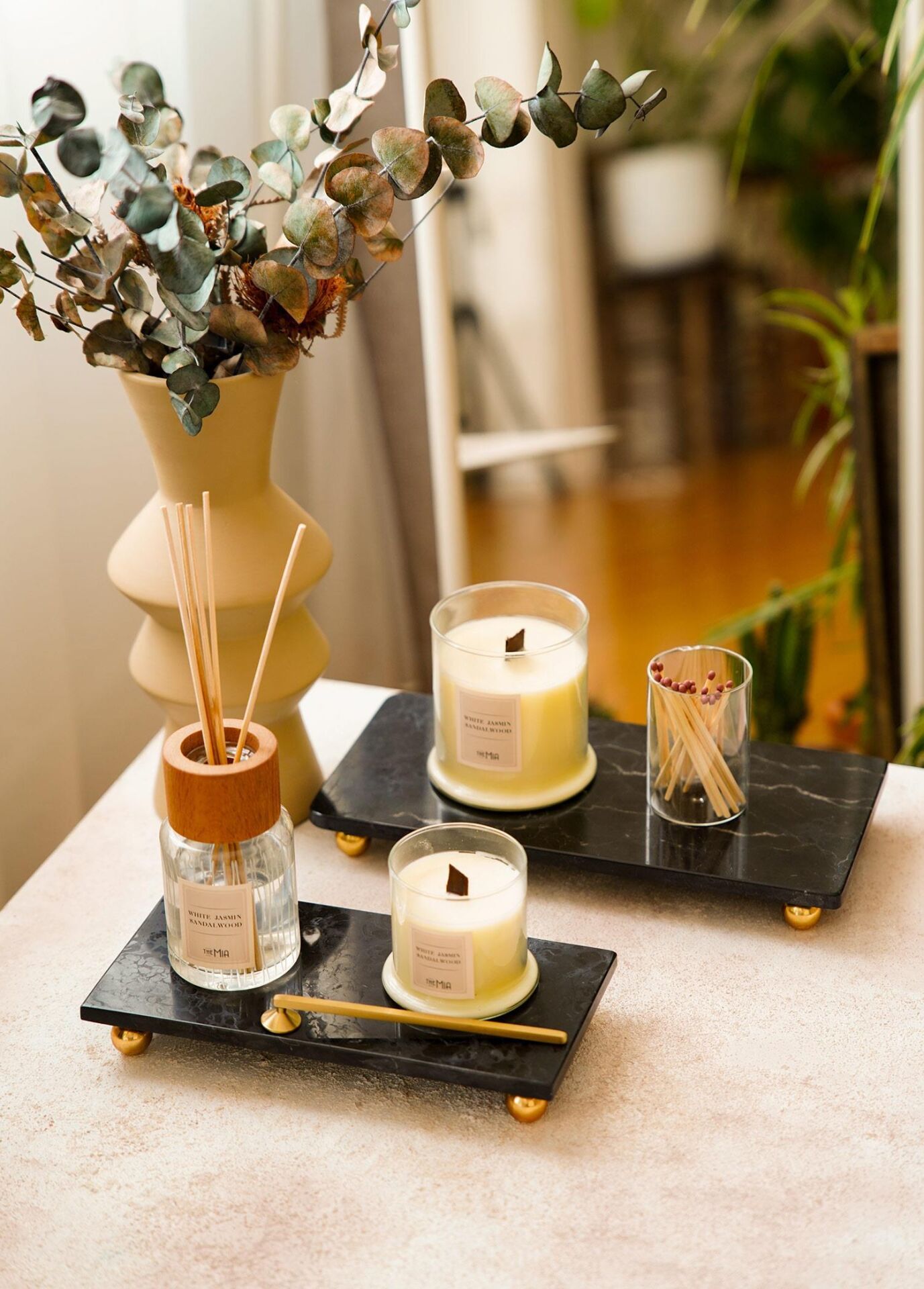 The Mia Marbre Mermer Boncuk Ayaklı Servis 25x12 cm Siyah