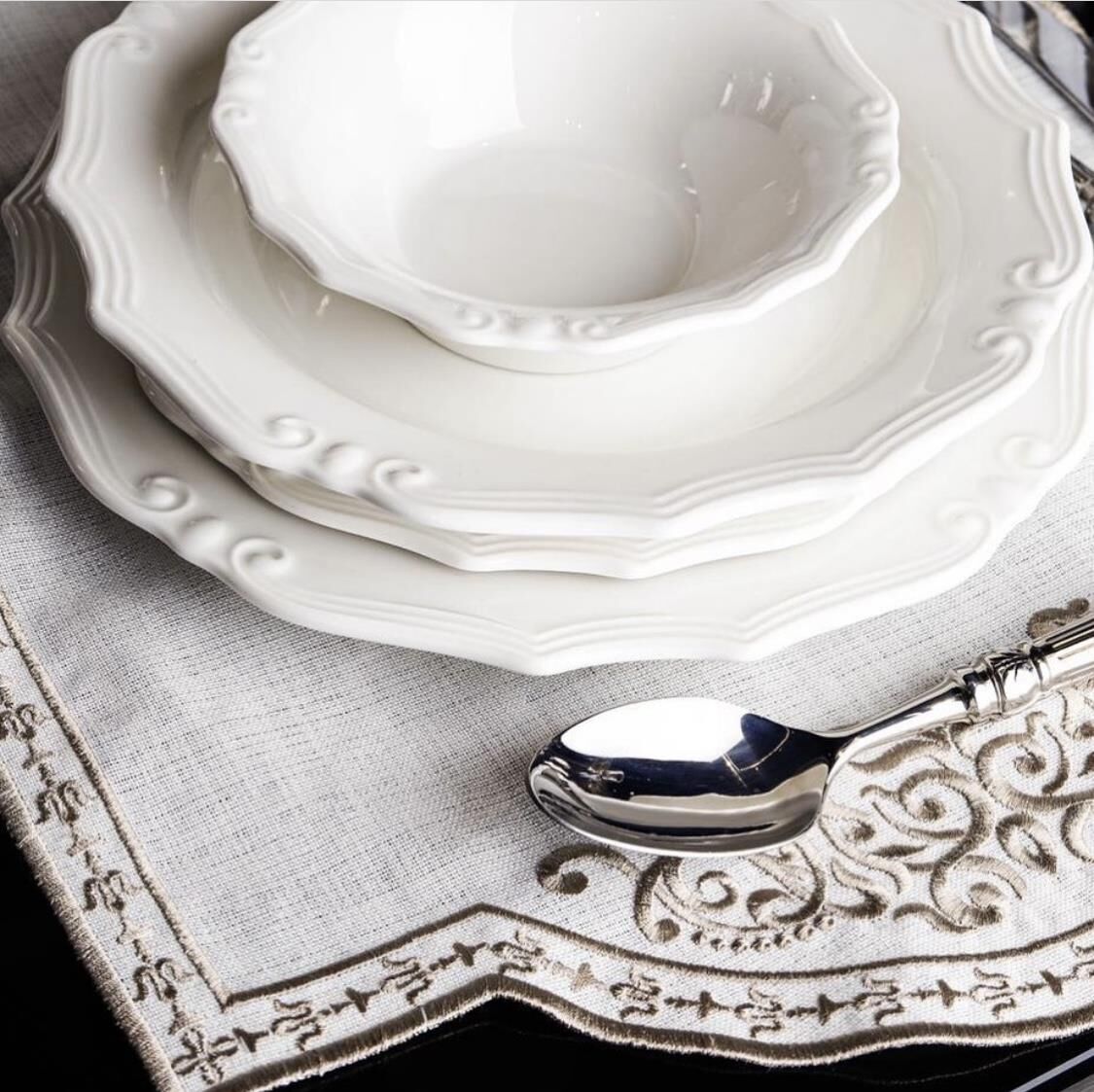 Royal Canterbury Poetry White 50 Parça Yemek ve Çay Takımı