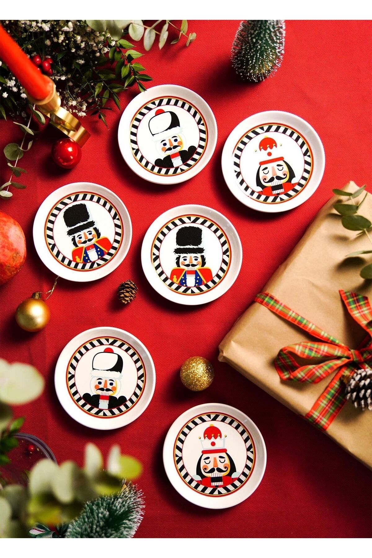 The Mia Nutcracker Çerezlik 6 Parça 10 cm