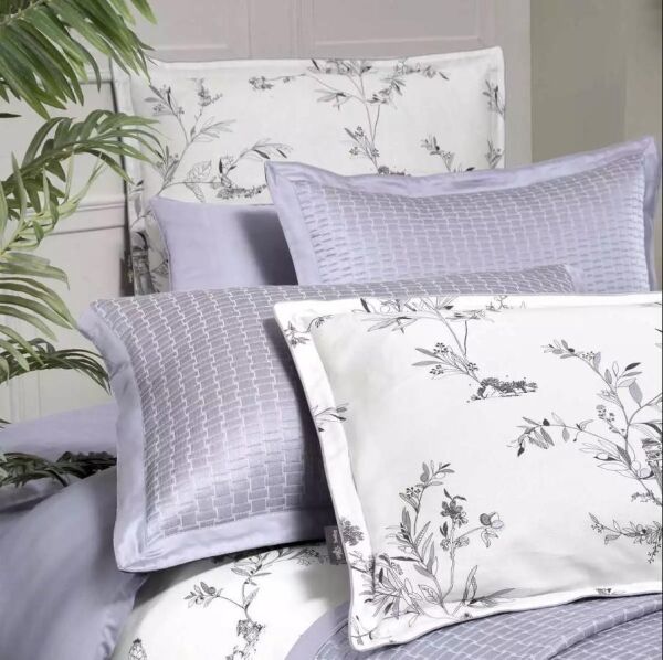 Sarev Aida Yatak Örtüsü Ve Nevresim Takımı Lila Çift Kişilik