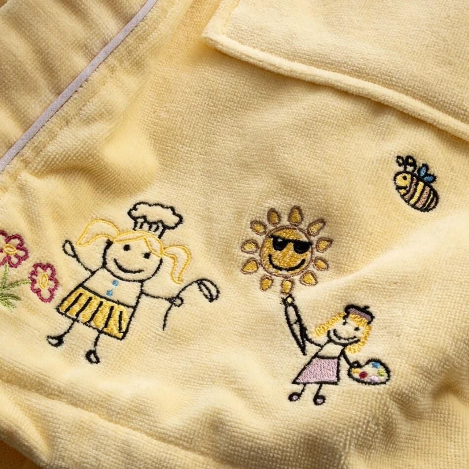 Ecocotton Carnaval Unisex Çocuk Bornoz %100 Organik Pamuk Nakışlı Sarı 5-6 Yaş