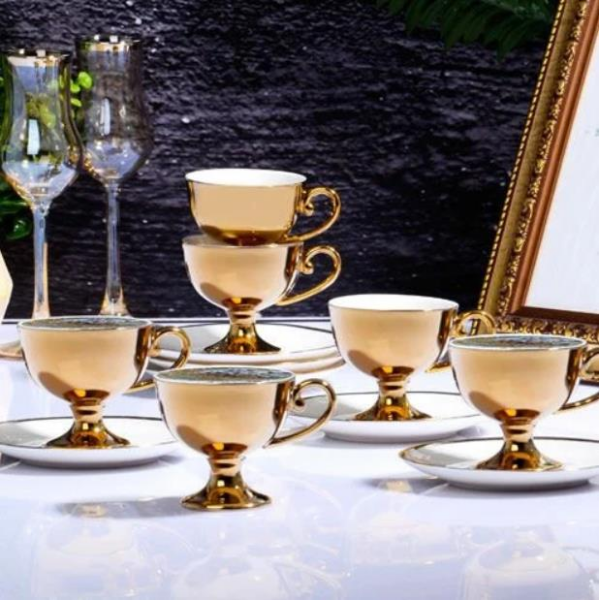 Kosova İst-70 Porselen 90cc 6'lı Yaldız Ayaklı Fincan Takımı White Tabak Gold