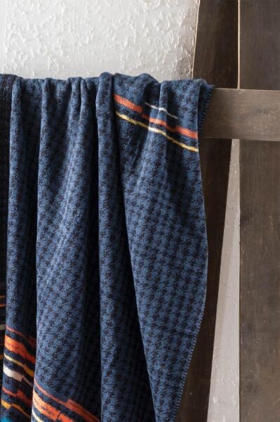 Sarev Layra Battaniye Lacivert Çift Kişilik