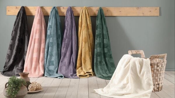 Puffy Harlow Battaniye