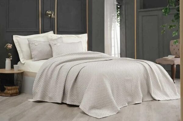 Sarev Belis Yatak Örtüsü Bej Çift Kişilik