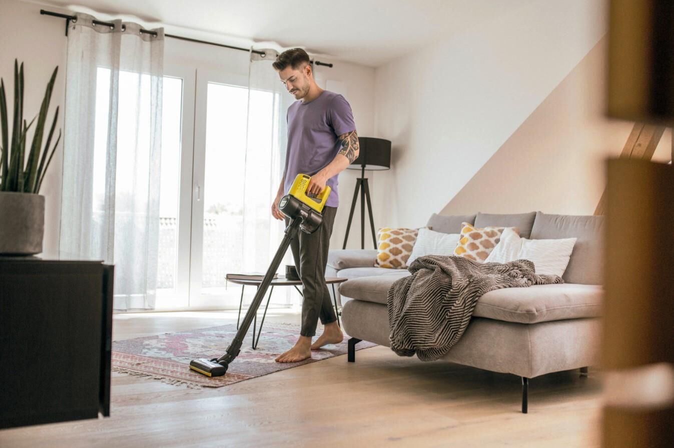Karcher VC 4 Cordless Myhome 21.6 V Kablosuz Şarjlı Dikey Süpürge