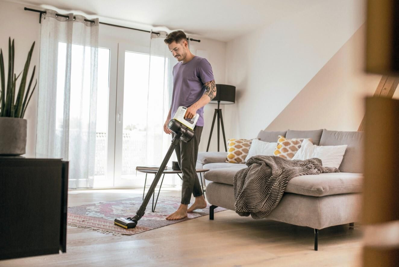 Karcher VC 4 Cordless Premium Myhome 21.6 V Kablosuz Şarjlı Dikey Süpürge