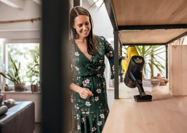 Karcher VC 6 OurFamily 25 .2 V Dikey Şarjlı Süpürge