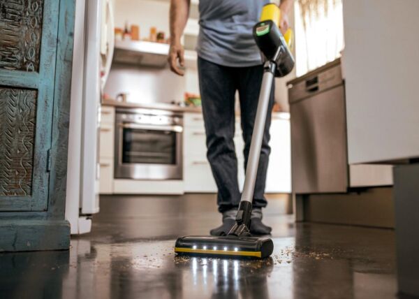 Karcher VC 6 OurFamily 25 .2 V Dikey Şarjlı Süpürge