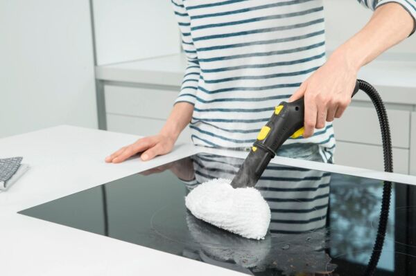 Karcher 1.512-450.0 SC 4 Easyfix 2000 Watt 3.5 Bar Buharlı Temizlik Makinesi