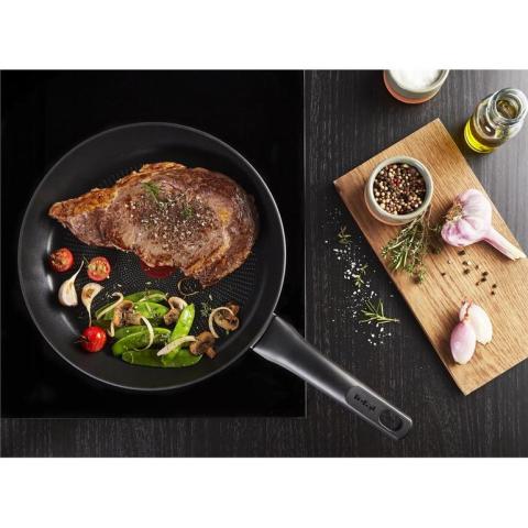 Tefal 2100118303 Tıtanıum 3x Ultimate Tava 26 Cm Ind