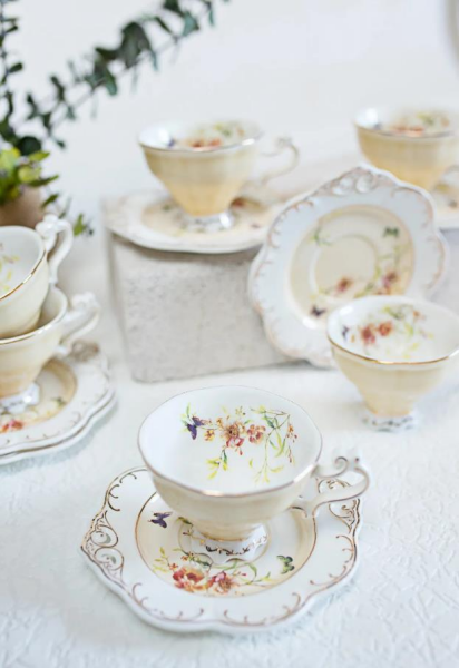 Kosova Zjn-02 Porselen 6'lı Fincan Takımı Ayaklı Flower Krem