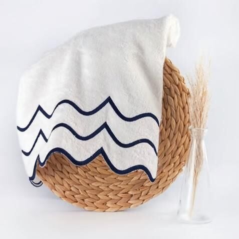 Nazik Home Helena Çizgi Nakışlı Pamuk Havlu Lacivert 50X90