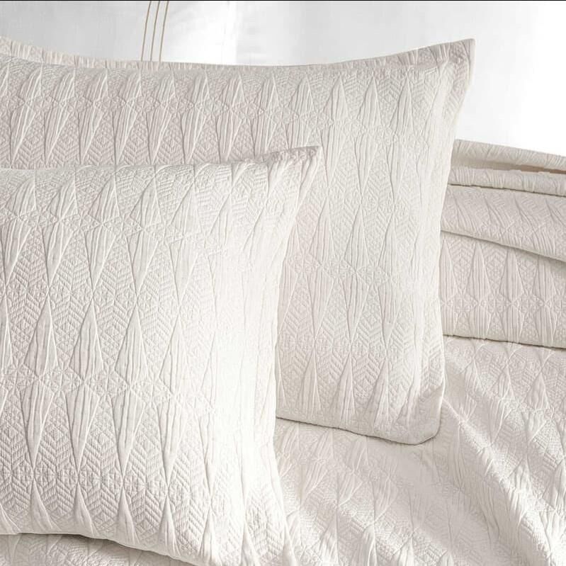 Sarev Doris Yatak Örtüsü Ekru Çift Kişilik