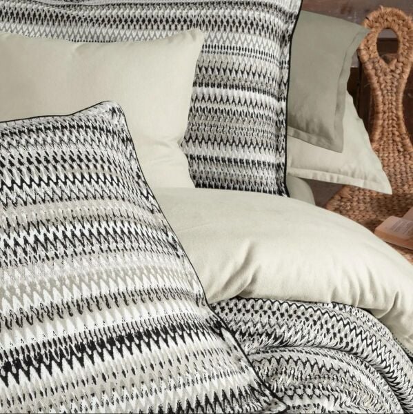 Sarev Dimitro Flanel Nevresim Takımı Çift Kişilik 2 Yastık-Bej