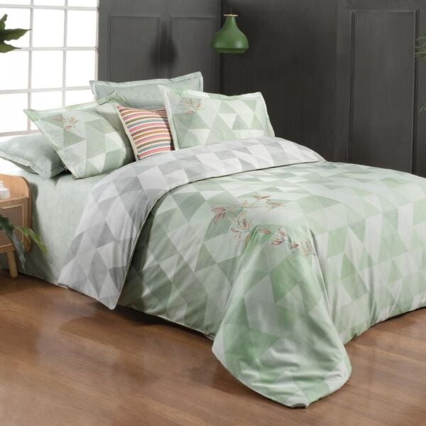 Sarev Peonia Saten Nevresim Takımı Çift Kişilik 4 Yastık Yeşil