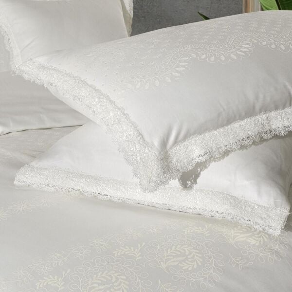 Sarev Perry Saten Nevresim Takımı Çift Kişilik 4 Yastık Beyaz