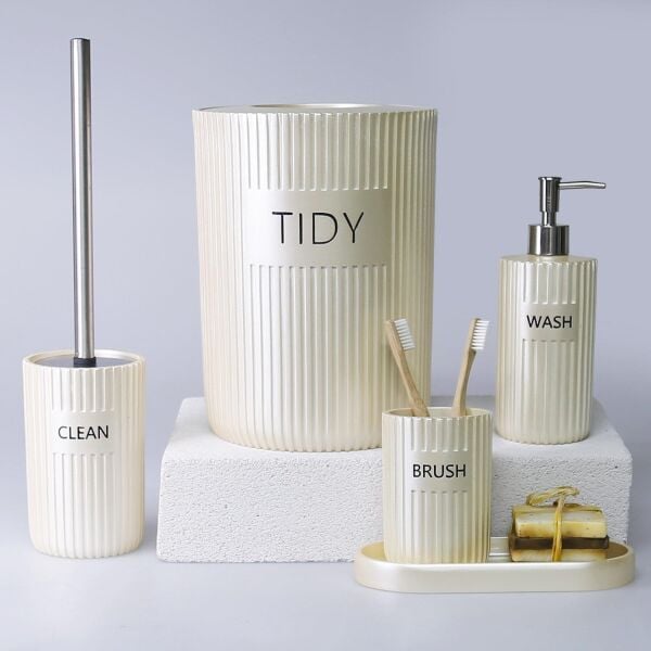 Selim Dekor Grooved Banyo Seti İnci