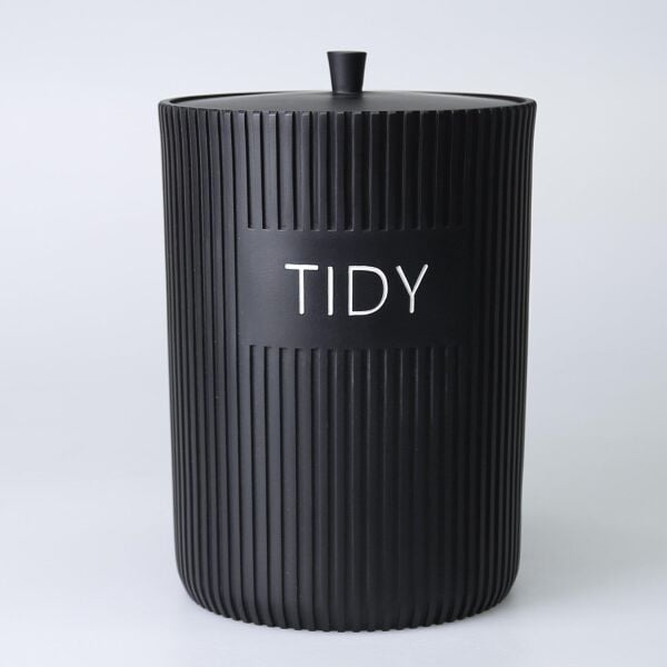 Selim Dekor Grooved Banyo Seti Siyah