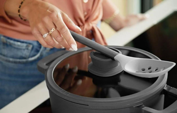 Berghoff Leo 3950302 Döküm Alüminyum Kapaklı Tencere 24 x 11 Cm