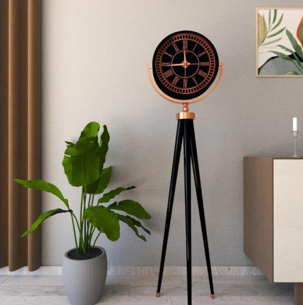 Kosova 2023-1 Tripod Ayaklı Saat Siyah Bakır