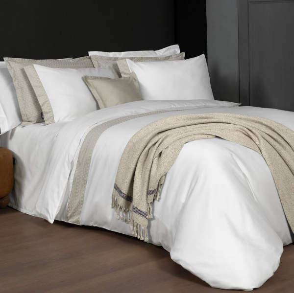 Sarev Elanor Saten Nevresim Takımı Çift Kişilik 4 Yastık D K, Beyaz