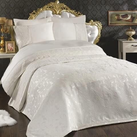 Nazik Home Blenda Dantelli Nevresim Takımı ve Pike 7 Parça Seti Krem Çift Kişilik