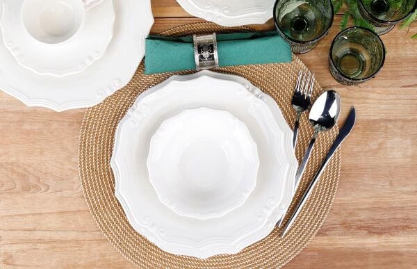 Royal Canterbury Poetry White 50 Parça Yemek ve Çay Takımı