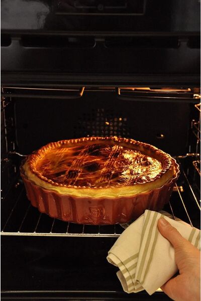 Emile Henry Tart-Börek-Flan Kabı Yuvarlak 28 cm Kırmızı/Burgundy