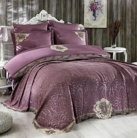 Nazik Home Carina Dantelli Nevresim Takımı Ve Pike 7 Parça Seti Mürdüm Çift Kişilik