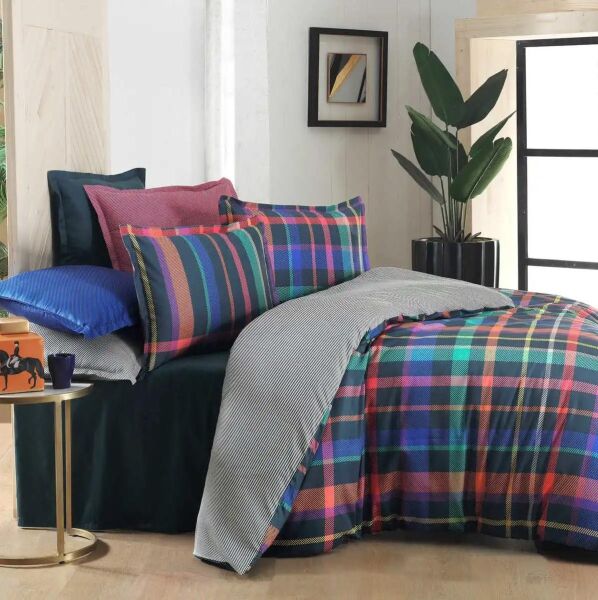 Sarev Merlin Saten Nevresim Takımı Çift Kişilik 4Yastık-Lacivert