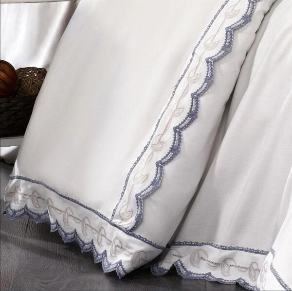 Nazik Home Azra Dantelli Nevresim Takımı Triko Battaniye 7 Parça Seti Beyaz Çift Kişilik