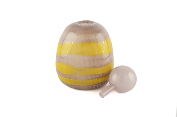 Mikasa Moor Lila Kapaklı Sarı Çizgili Cam Vazo 19x28cm