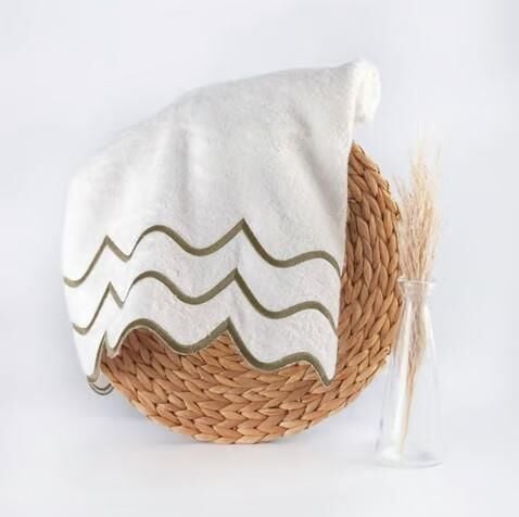 Nazik Home Helena Çizgi Nakışlı Pamuk Havlu Vizon 50X90