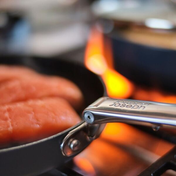 Josheph Joseph Space 24 cm Kızartma Tavası