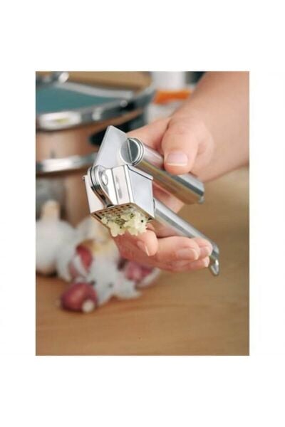 WMF Profi Plus Sarımsak Ezici 17.5 cm