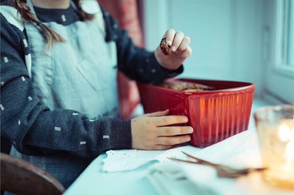 Emile Henry Kek/Fırın Kabı baton 31 x 13 cm Kırmızı/Burgundy